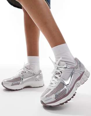 Nike - Zoom Vomero 5 - Baskets - Gris/argenté-Blanc