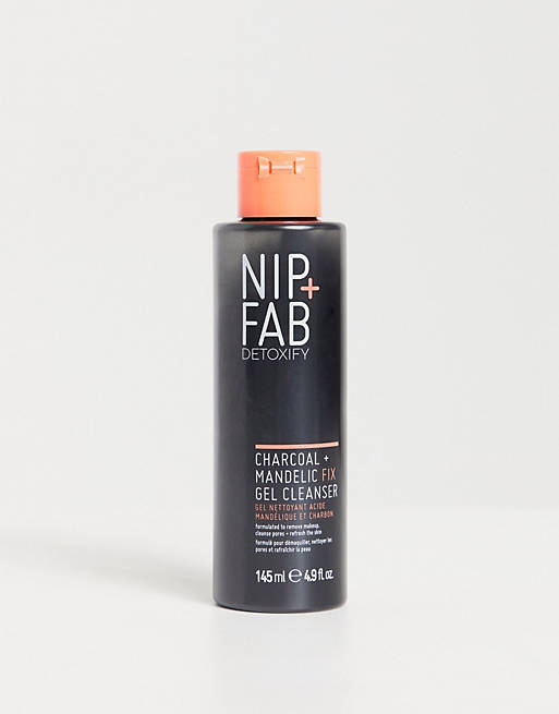 NIP+FAB Charcoal and Mandelic Acid Fix Cleansing Wash