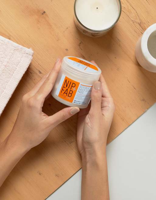 NIP+FAB - Glycolic Fix - Reinigingskussentjes voor dagelijks gebruik, 2 van 4