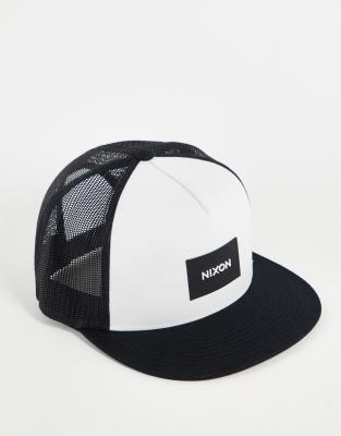 Nixon team trucker hat in black