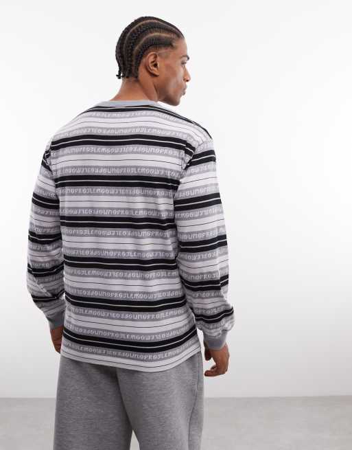 No Problemo - T-shirt a maniche lunghe in 100% cotone nero e grigio a righe con logo ripetuto, 3 di 5
