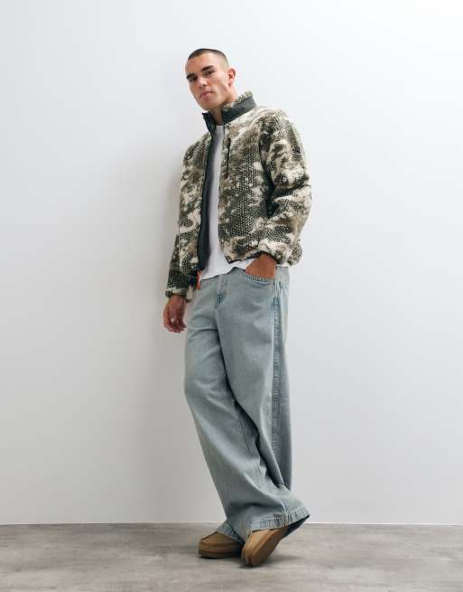 No Problemo Teddyjacke mit Camouflage-Print und Logo in Sand, 3 von 5