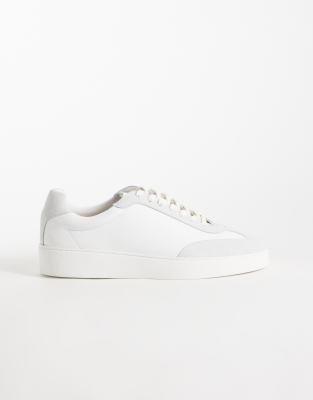 Noak Made In White