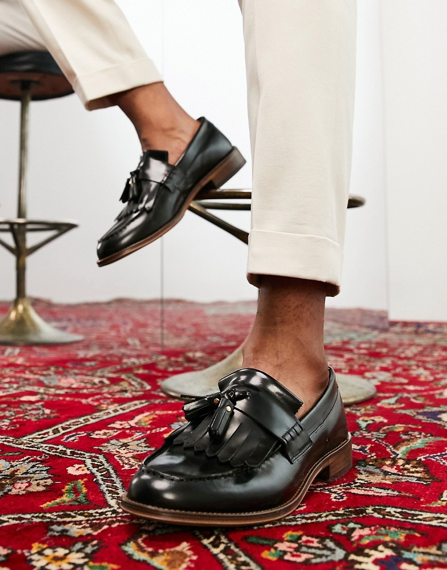 Noak Made In Portugal Loafers With Fringe Detail In Black Leather