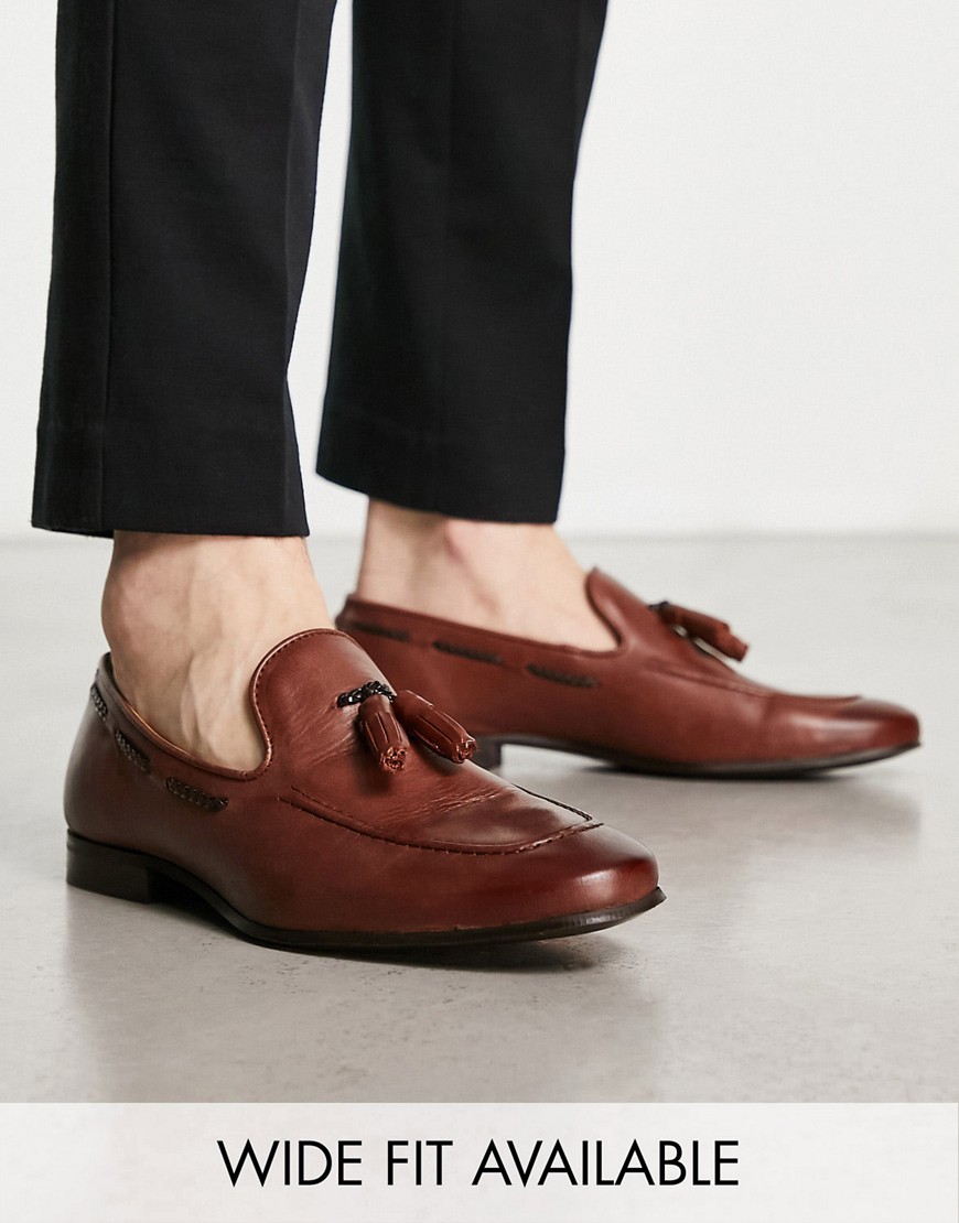 Noak made in Portugal loafers with tassel detail in brown leather