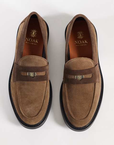 NOAK – Made In Portugal – Mullvadsfärgade pennyloafers i mocka med myntdetalj - view 1