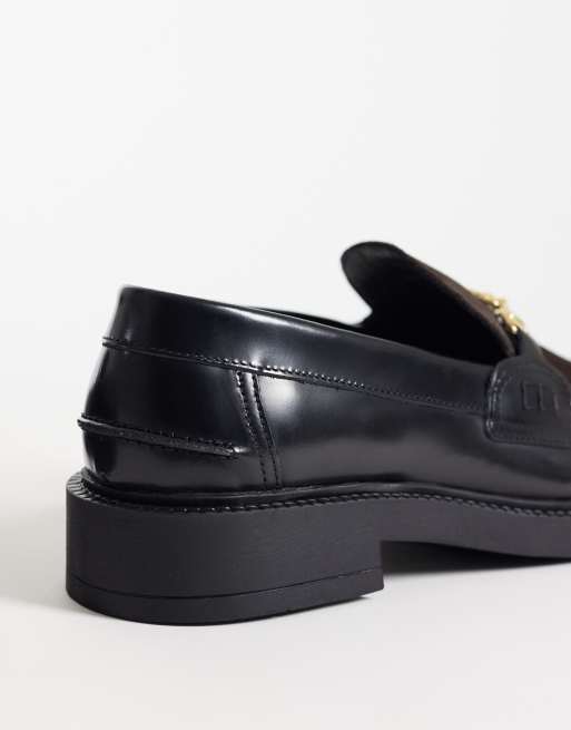 NOAK mocassins penny fabriqués au Portugal avec mors doré en cuir noir et daim marron, 4 de 5