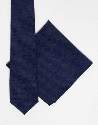 Noak slim tie and pocket square in blue houndstooth