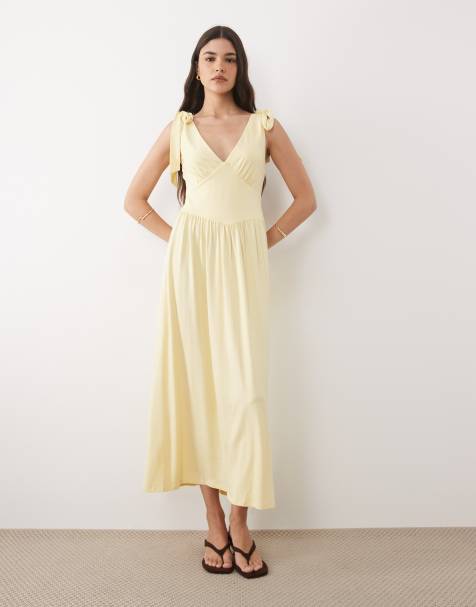 Nobody's Child - Addison - Midi jurk van viscose met strikdetail en V-hals in geel - view 1