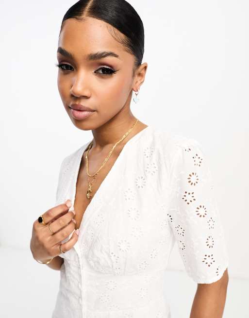 Nobody's Child Alexa broderie midi dress in ivory, 3 of 4