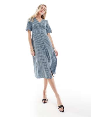 Alexa gingham maxi midi dress in blue-Multi