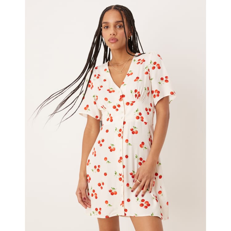 Nobody's Child Alexa mini dress in white tomato print | ASOS