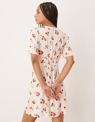 Nobody's Child Alexa mini dress in white tomato print
