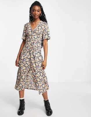 Nobody's Child Alexa vintage ditsy floral button through midi dress in multi - ASOS Price Checker