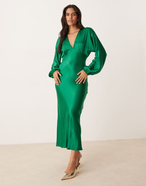 Nobody's Child Allura balloon sleeve v-neck midi dress in green - view 1