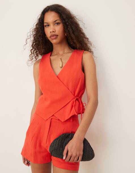 Nobody's Child - Aria - Elegant gilet van linnenmix met overslag in rood, deel van co-ord set - view 1