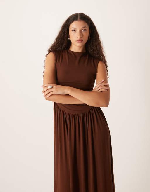 Nobody's Child - Aubrey - Mouwloze midaxi jurk in bruin, 2 van 4