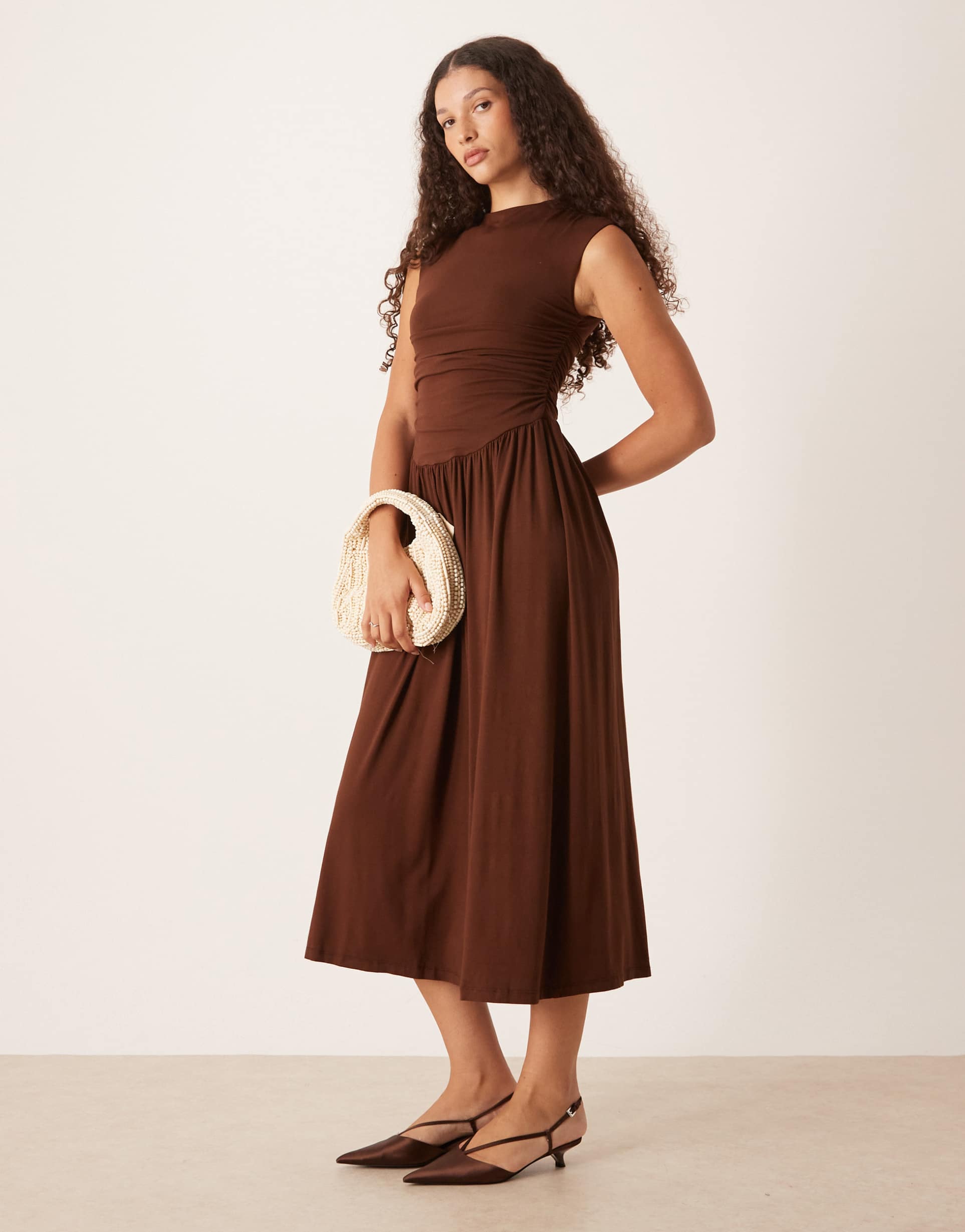 nobody's child aubrey sleeveless midaxi dress in brown