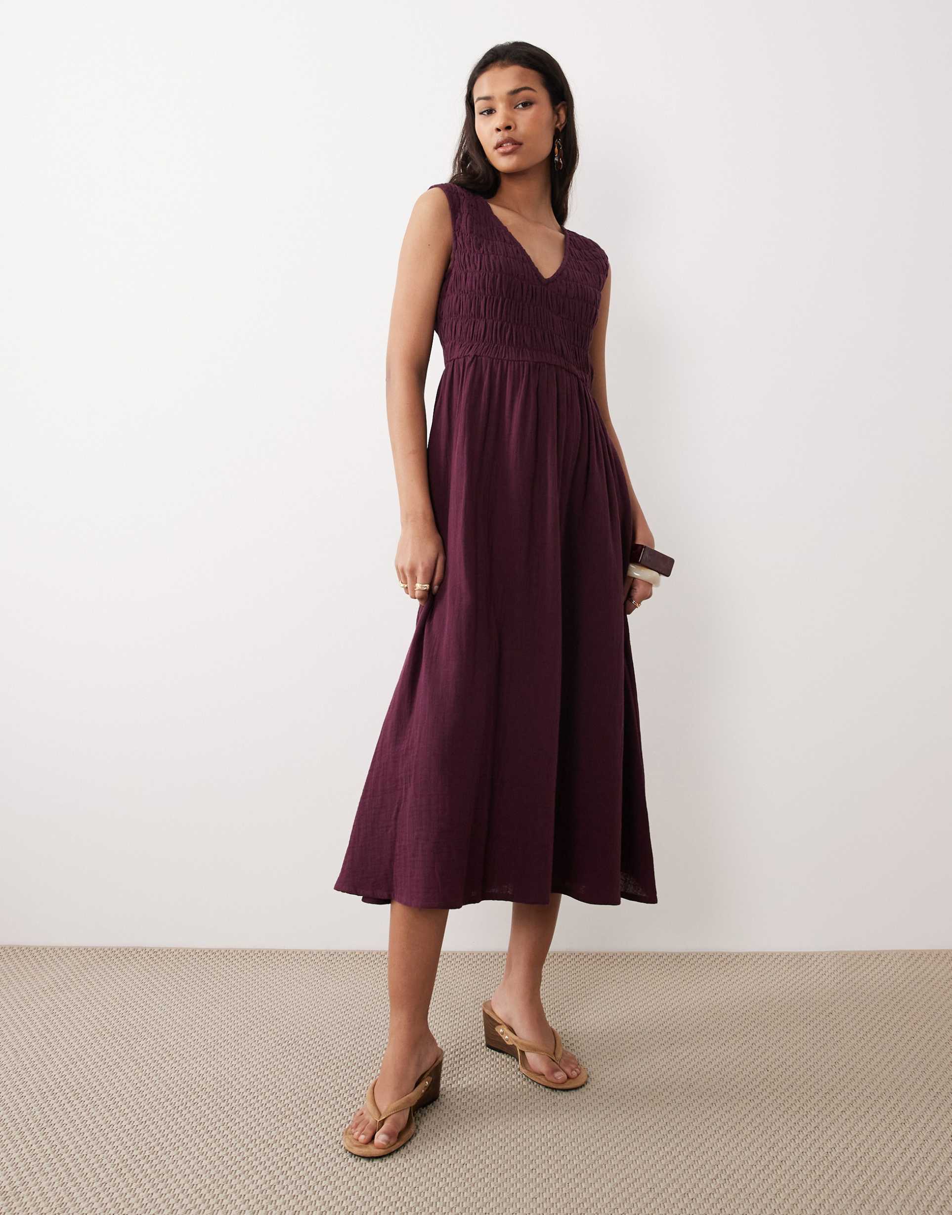 nobody's child audrey ruched detail midaxi dress in deep purple