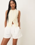 [Nobody's Child] Nobody's Child Ava tailored shorts in white 10 White