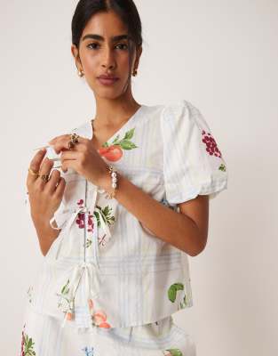 Nobody's Child Bernadetta Tie Detail Top In Multi