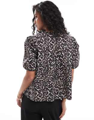 nobody's child bernadetta tie-front top in leopard print