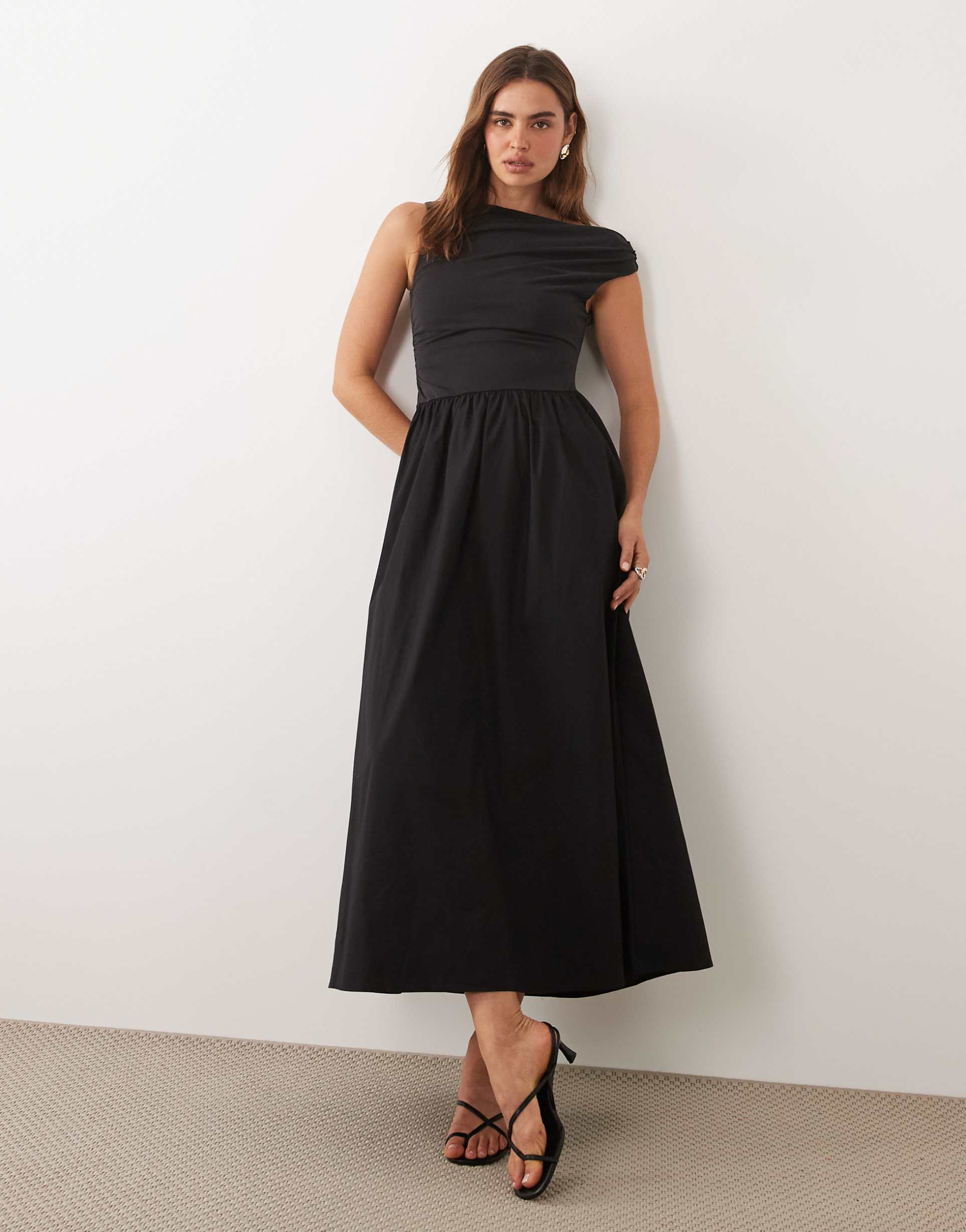 nobody's child beth modal blend one-shoulder short sleeve pocket detail midi dress in black