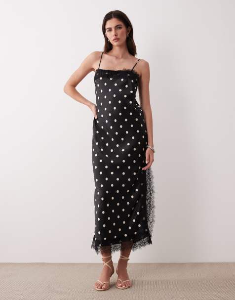 Nobody's Child – Betsi – Midikleid aus Satin in Schwarz mit Spitzenbesatz und Polka Dots - view 1