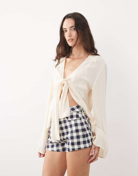 Nobody's Child Bexley bomuldsdenim minishorts med mellemhøj talje i marineblå gingham - view 1
