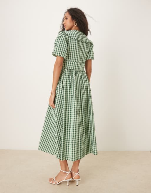green emerald velvet dress Buy Utsa Kids Girls Green Gingham Checks Tiered Cotton Dress main image 0