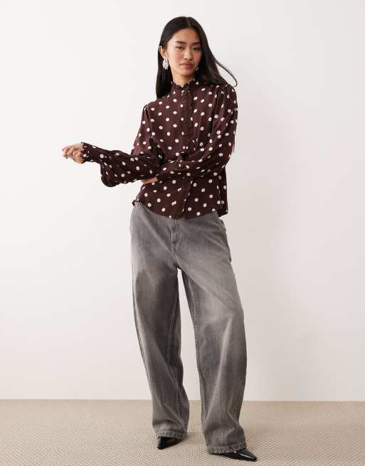 Nobody's Child - Blouse Bronte boutonnée avec pois - Marron, 3 de 4
