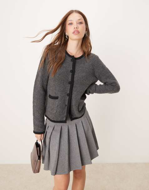 Nobody's Child – Bouclé-Strickjacke in Grau mit Rundhalsausschnitt - view 1