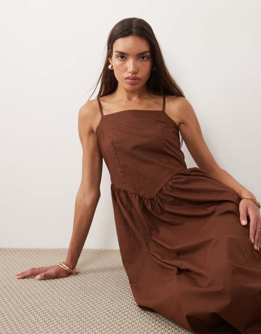 Nobody's Child – Briella – Midikleid in Braun mit gebundenen Trägern, 2 von 4