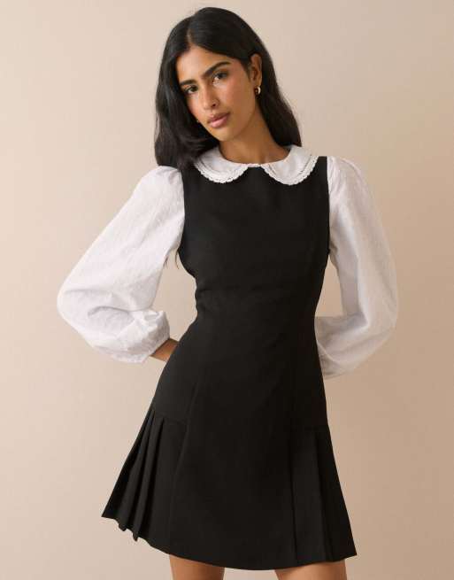Nobody's Child Broderie anglaise peter pan collar blouse in white, 5 of 5
