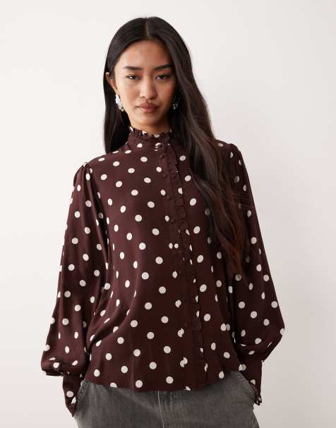 Nobody's Child - Bronte - Brun bluse med knapper og prikker - view 1