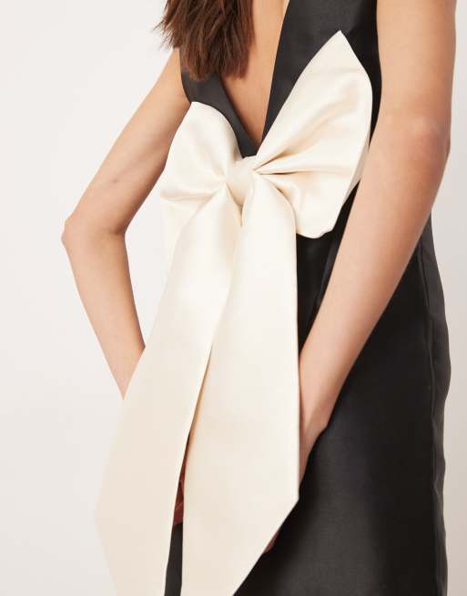 Nobody's Child – Cameron – Satin-Minikleid in Schwarz-Weiß mit Rückenschleife, 2 von 4