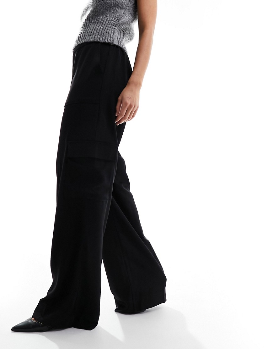 Nobody's Child Carrie Cargo Pants In Black