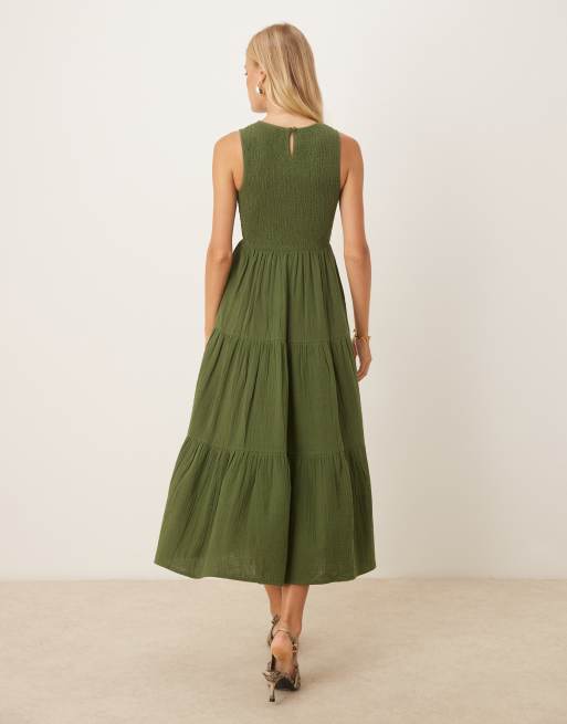 Nobody's Child – Charlie – Ärmelloses, gestuftes Midikleid in Khaki, 3 von 4