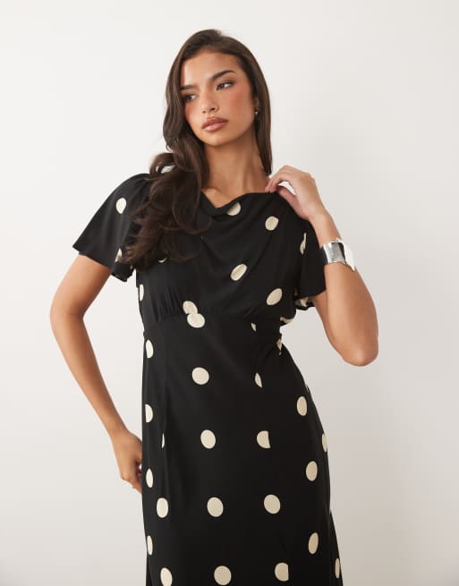 Nobody's Child Cheryl cowl neck flutter sleeve slit front midi dress in oversized black polka dot, 4 of 4
