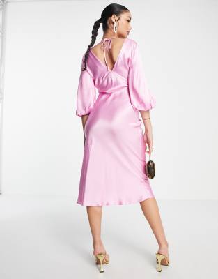 Nobody's Child - Ciara - Kleid in Rosa mit V-Ausschnitt