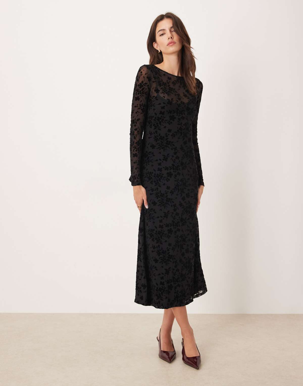 Nobody's Child Clarissa devore velvet midi dress in black