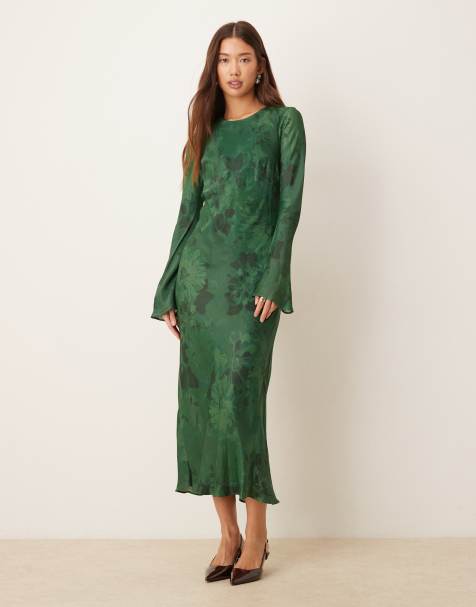 Nobody's Child Clarissa jacquard floral bell sleeve midi dress in dark green - view 1
