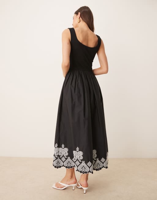 Nobody's Child Colorado embroidered midi dress in black, 3 of 4
