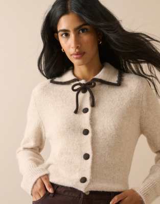 Stand Collar 3