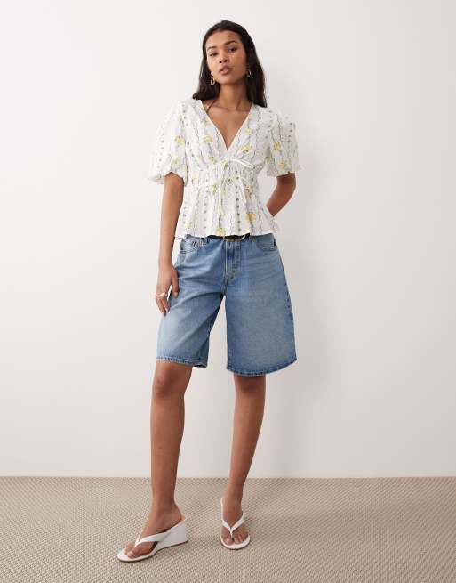 Nobody's Child - Cordelia - Top à fleurs avec col V et manches bouffantes - Blanc, 3 de 4