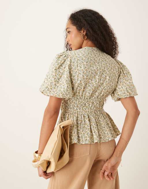 Nobody's Child Cordellia puff sleeve crop top in yellow ditsy, 4 of 4