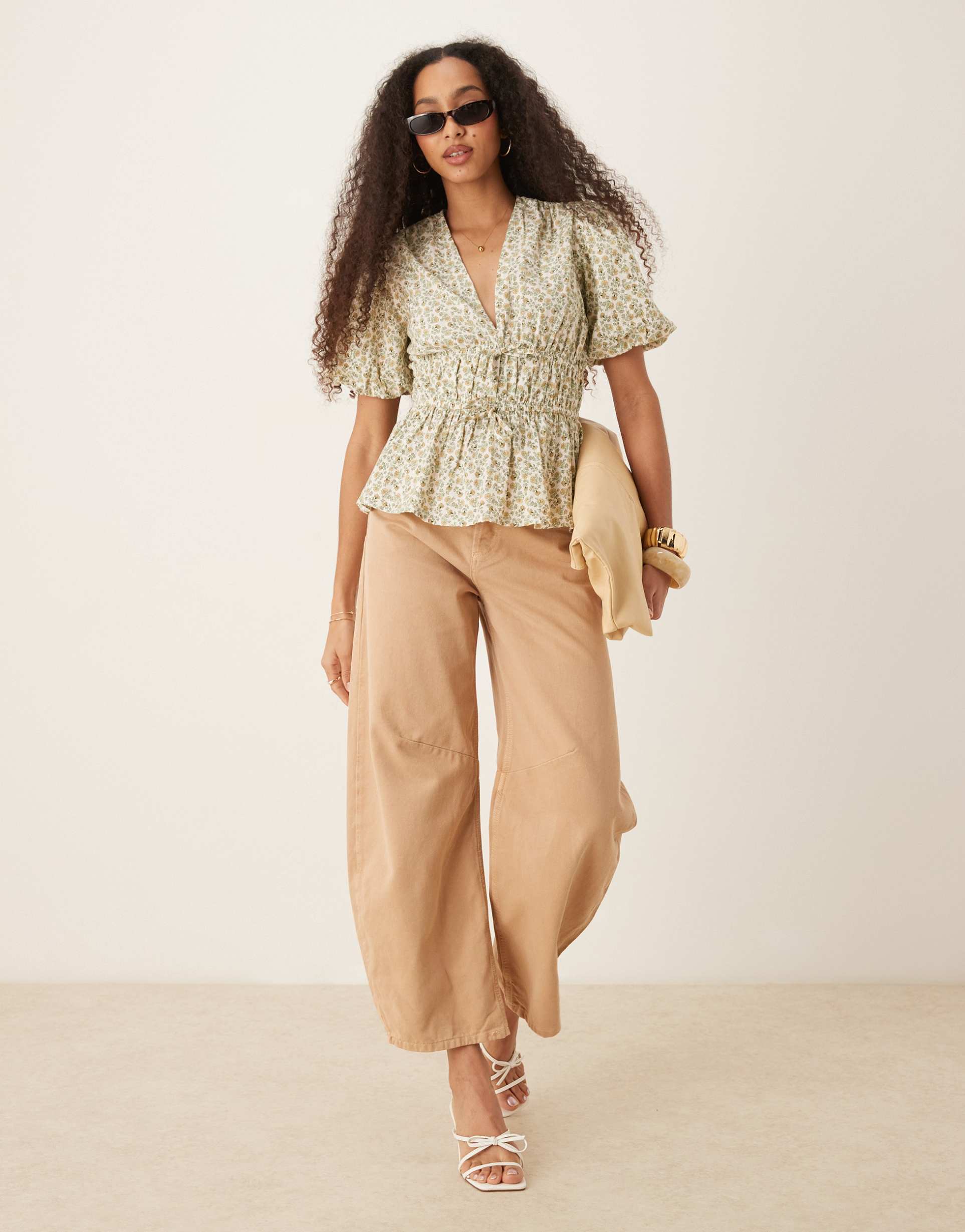 nobody's child cordellia puff sleeve crop top in yellow floral