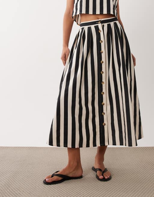 Nobody's Child cotton blend high rise button through midaxi skirt co-ord in black stripe, 2 of 5