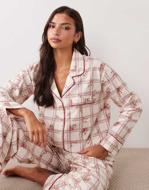 Nobody's Child cotton classic pyjama shirt and bottom set in cream floral, 2 of 4