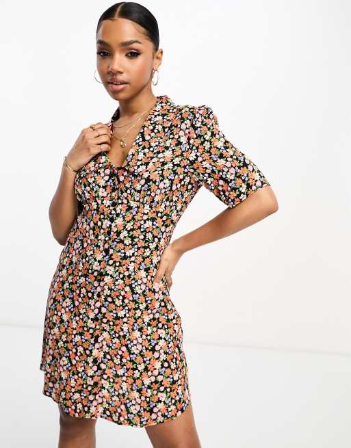 Nobody's Child – Daisy – Minikleid in Schwarz mit Blümchenmuster